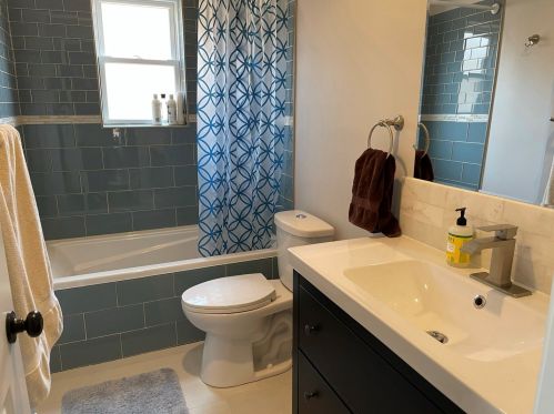 2644 Homer St, Chicago IL 60647-4215 exterior