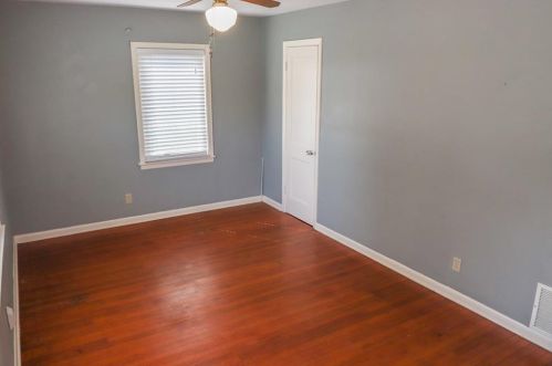 1809 Alguno Rd, Austin TX 78757-3222 exterior