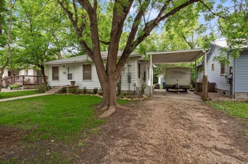 1511 Alguno Rd, Austin TX  78757-3303 exterior