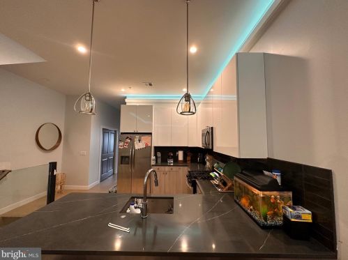 1426 Franklin St, Philadelphia PA  19122-3612 exterior