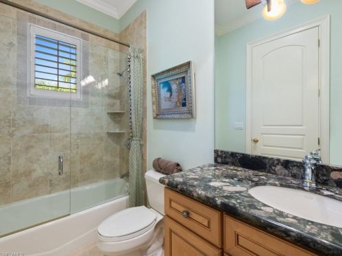 3852 Isla Del Sol Way, Naples FL 34114-9485 exterior