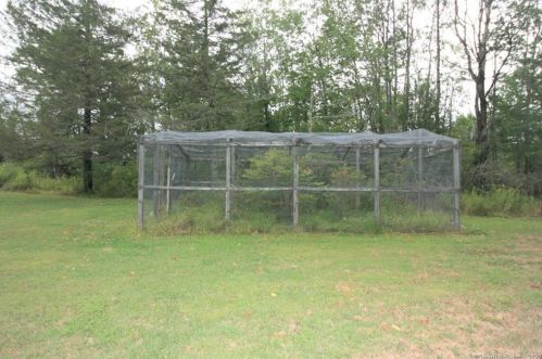 2584 Mtn Rd, Torrington CT 06790-2709 exterior