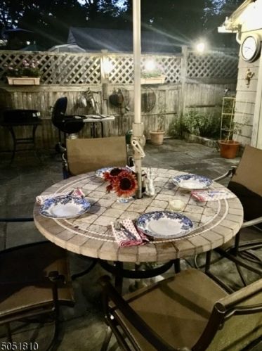 26 Harvard St, Montclair NJ 07042-5028 exterior