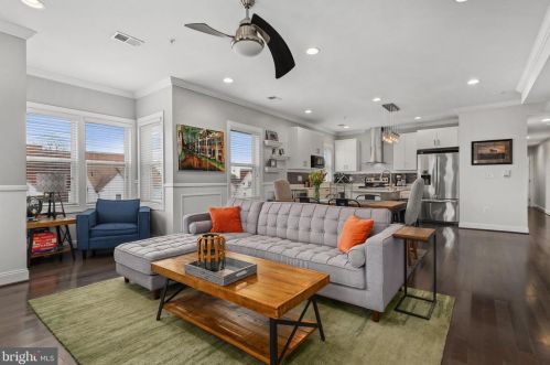 233 S St, Washington, DC 20002