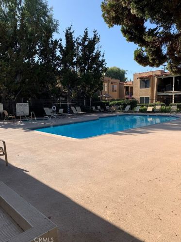 13722 Red Hill Ave, Tustin CA  92780-4722 exterior