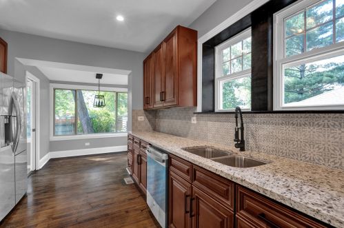 11362 Oakley Ave, Chicago IL 60636-3634 exterior