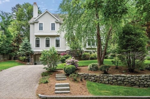 114 Franklin St, Newton MA 02458-2415 exterior