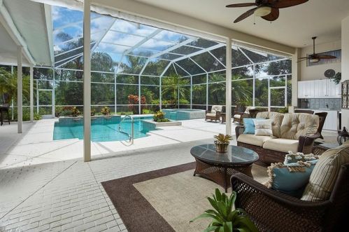 6636 Gln Arbor Way, Naples FL 34119-4656 exterior