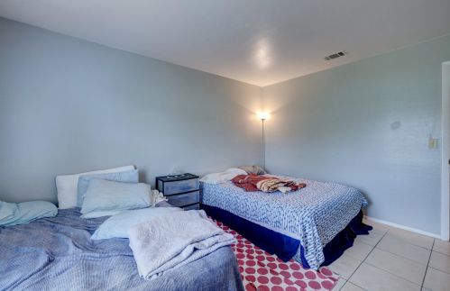 218 Cherryhill Rd, Fort Pierce FL 34953-6232 exterior