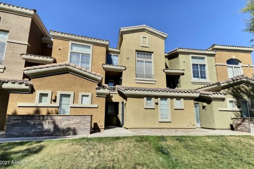 18250 Cave Creek Rd, Phoenix AZ  85032-1004 exterior