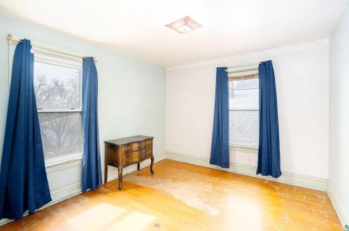 3726 Grand Ave, Duluth MN 55807-2849 exterior