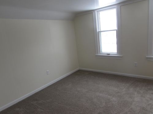 2203 Burdick St, Kalamazoo MI  49001-1876 exterior