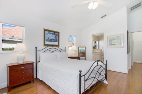 5889 Northridge Dr, Naples FL 34110-3369 exterior