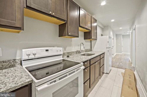 355 Parkland Pl, Washington DC 20032 exterior