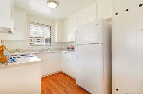 915 17 Ave, Honolulu HI 96816-4105 exterior