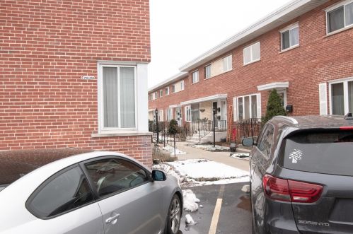 7846 Lawrence Ave, Chicago IL  60706-3284 exterior