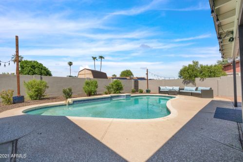 1226 Shawnee Dr, Chandler AZ  85224-2317 exterior