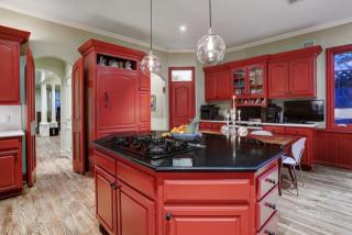 2523 Westgate Dr, Houston TX  77019-6609 exterior