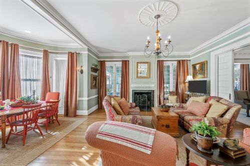 36 Portland Pl, Saint Louis MO 63108-1242 exterior