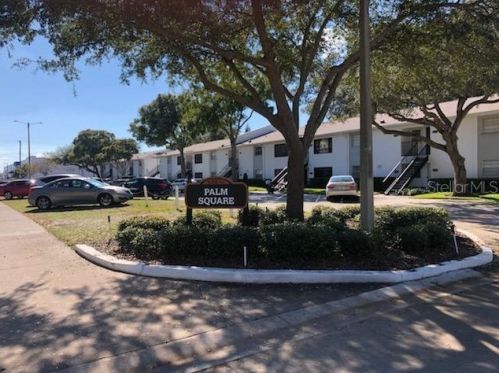 3804 Oak Dr, Tampa, FL 33611-2567