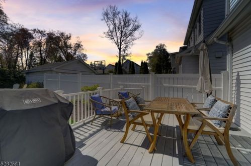 31 Niles Ave, Madison NJ  07940-2340 exterior