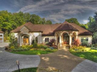 4115 Oakharbor St, Kalamazoo, MI 49009-6186