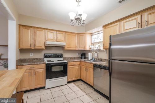 47 Orch Ct, Limerick PA 19468-2911 exterior