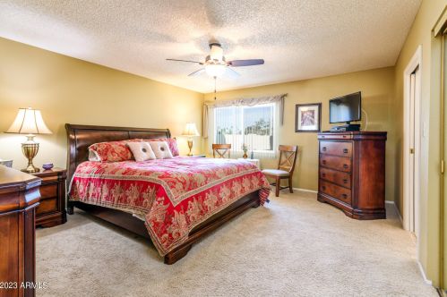 25642 Brentwood Dr, Chandler AZ  85248-6724 exterior