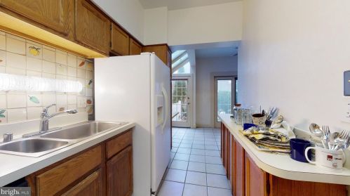 232 2nd St, Washington DC  20003-2085 exterior