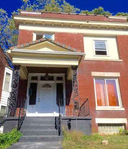 5927 Hamilton Ter, Saint Louis MO  63112-3501 exterior