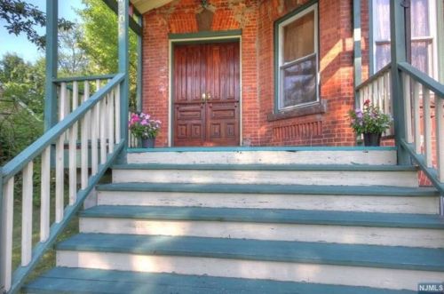 206 Park St, Haworth NJ  07641-1631 exterior