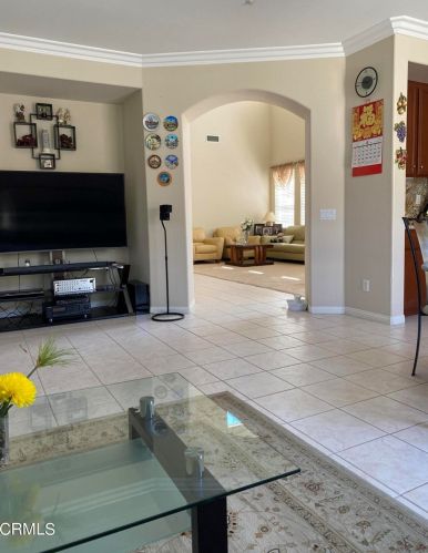 1331 Martin Luther King Jr Dr, Oxnard CA  93030-2575 exterior