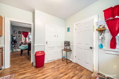 72 Andre St, Grand Rapids MI 49507-2903 exterior