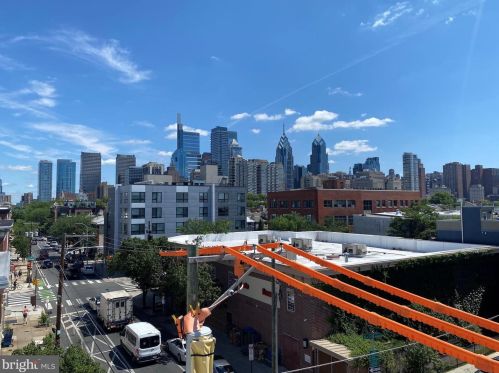 2200 Kater St, Philadelphia PA 19146-1139 exterior