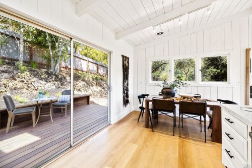 136 Mnr Dr, Mill Valley CA 94941-1331 exterior