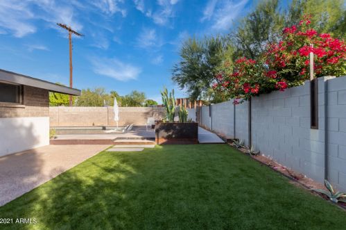 4027 45 Pl, Phoenix AZ 85050-6843 exterior