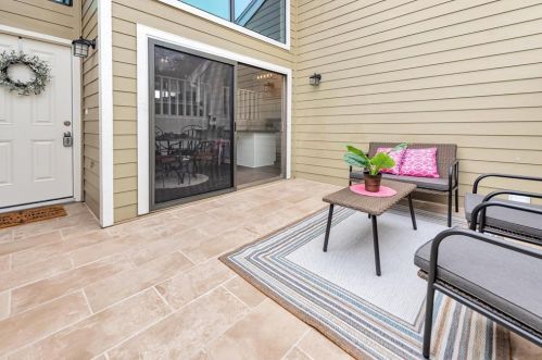 17 April Pt Dr, Montgomery TX 77356-8873 exterior