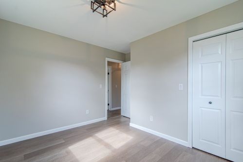 105 Joan St, Springfield MA  01129-1533 exterior