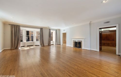 1442 Astor St, Chicago IL  60610-1615 exterior