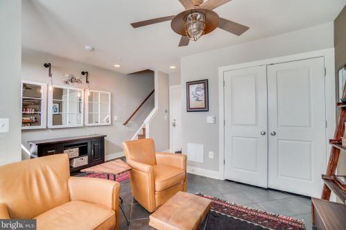 909 Montgomery, Alexandria VA 22314-1638 exterior