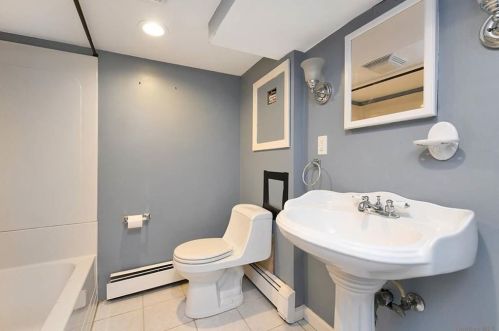 62 22 St, Huntington Station NY 11746-2230 exterior