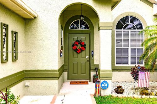 972 Haas Ave, Fort Pierce FL  34953-5611 exterior