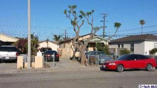 458 Hayes Ave, Oxnard, CA 93030-3679