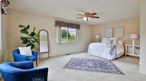 1100 Lincoln Ave, Fullerton CA 92831-4506 exterior