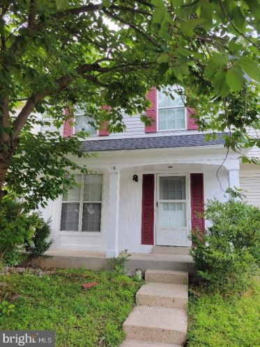 16 Wimbledon Ct, Silver Spring, MD 20906-5700