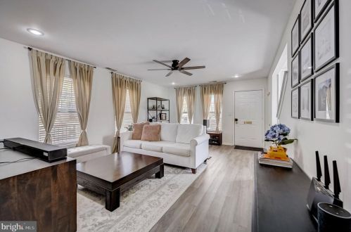 1930 Franklin St, Philadelphia PA 19122-1308 exterior