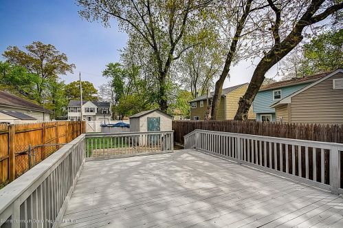 247 Frst Ave, Middletown NJ 07748-5720 exterior