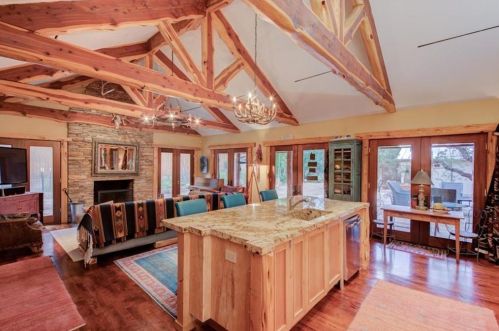 5808 Beacon Dr, Austin TX 78734-1416 exterior