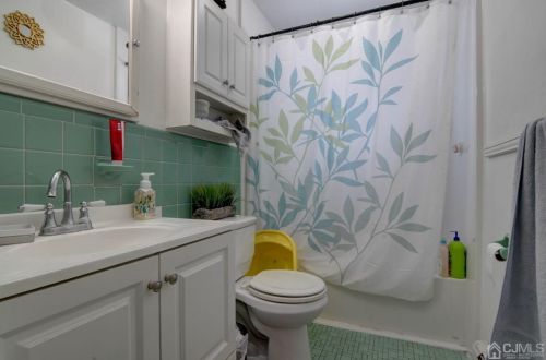 511 Jackson Ave, Rahway NJ 07065-3513 exterior