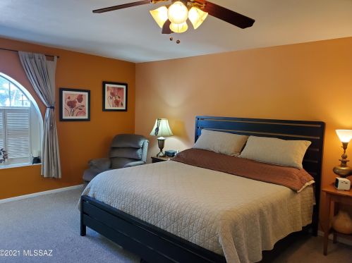 1086 Paseo Iris, Green Valley AZ 85614-3644 exterior